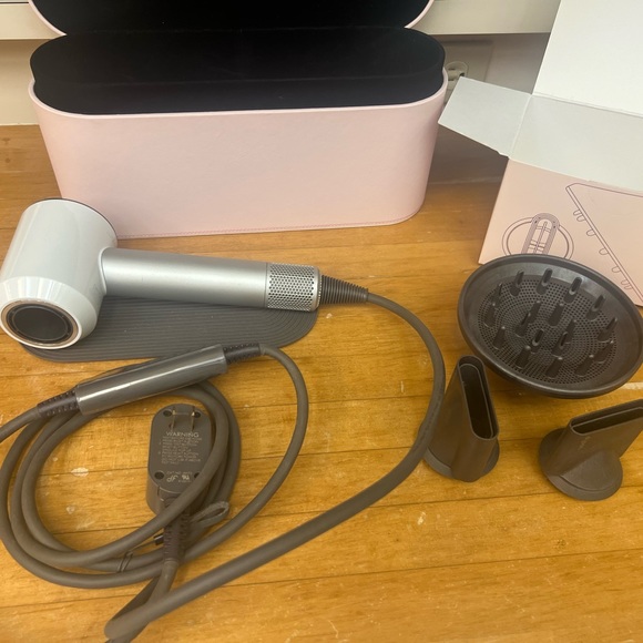 Dyson Hair Dryer - Picture 6 of 11